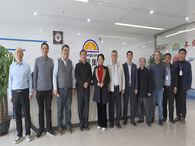 �й�����ѧ�ᡢ���ݴ�ѧ��һ��ݰ��AG��˾����ָ����