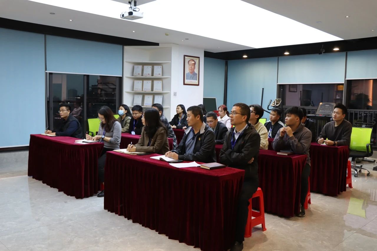 AG��˾���ſ�չ��ĩ��ͷ�徲������ѵ